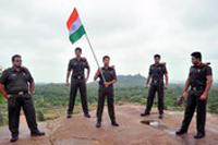 Aa Aiduguru Movie Photos
